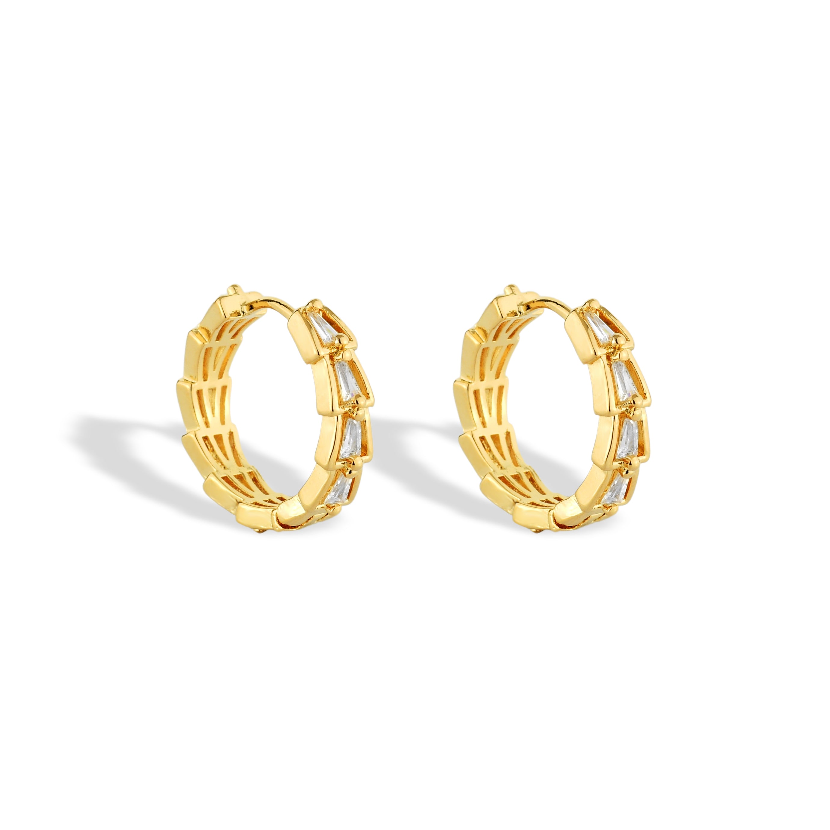 Brinco Feminino Argola Cobra Cravejado com Zircônias Banhado em Ouro 18K