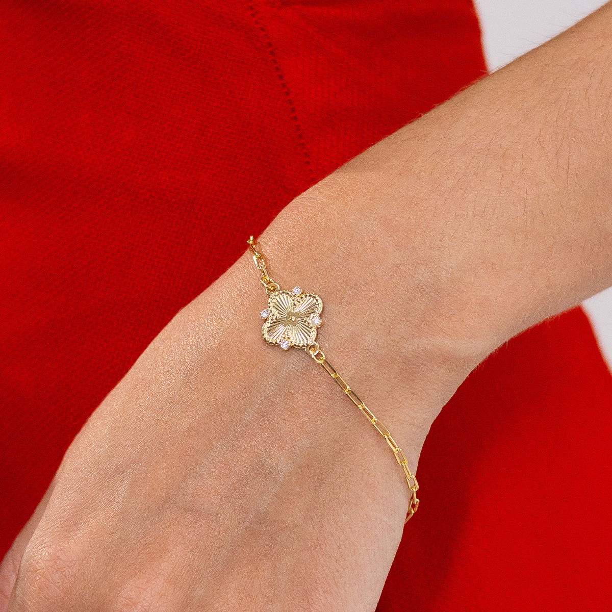 Pulseira Feminina Trevo de Ouro Cravejada com Zircônias Banhado em Ouro 18K