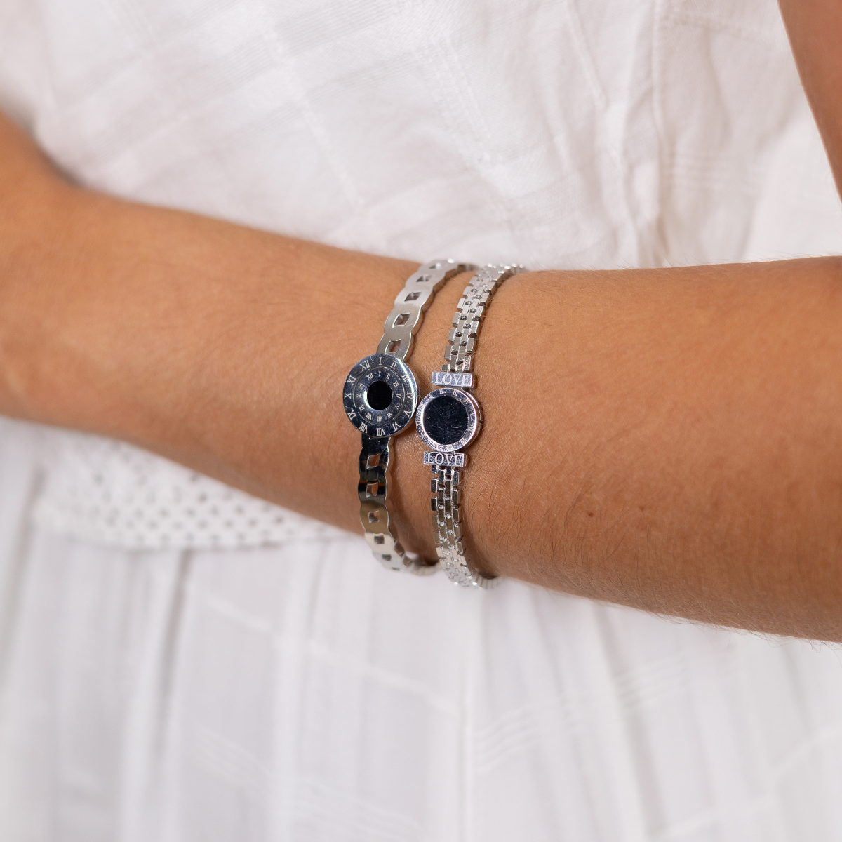 Bracelete Feminino Ônix Ondulado Banhado em Prata 925